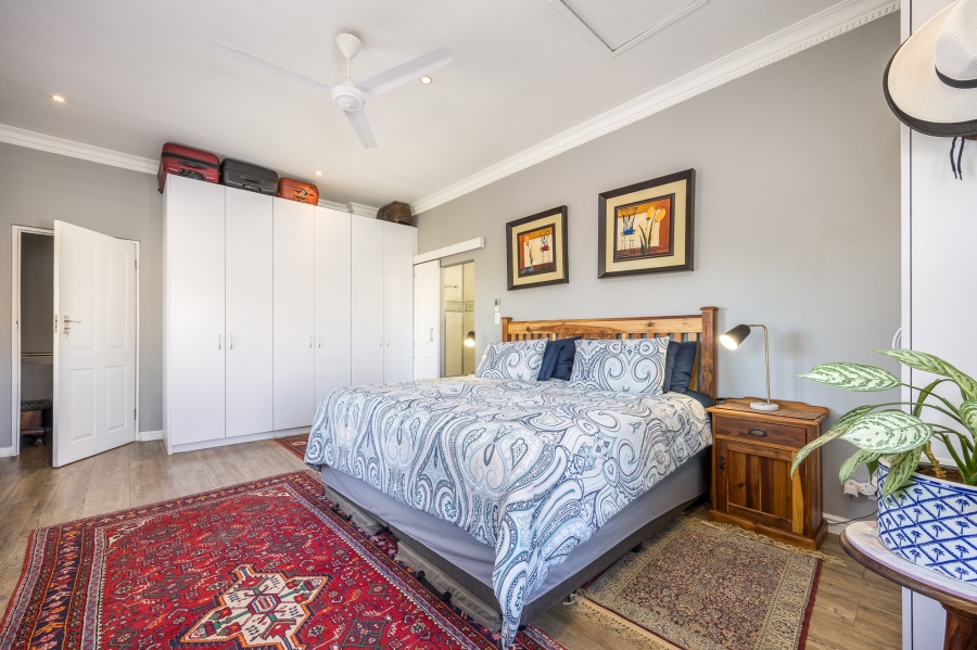 4 Bedroom Property for Sale in Van Riebeeckshof Western Cape